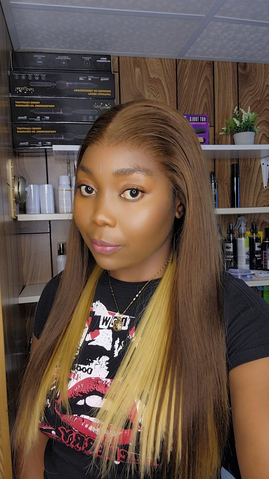 BLONDE/CHATIN 20" DENTELLE HD SANS COLLE