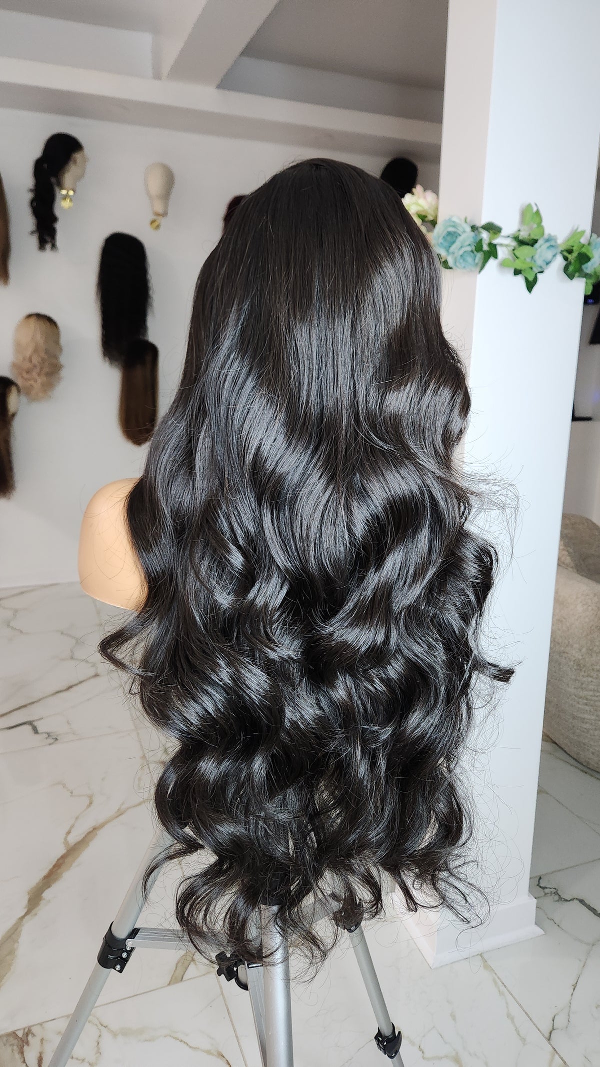 BOSTON 26" LUXURY HAIR 13×6 HD LACE 1B 470g