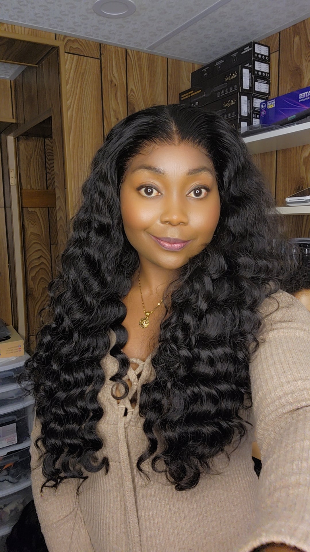 CECILIA 24" DENTELLE HD SANS COLLE