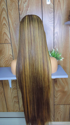 JULIA 32" LACE HD SANS COLLE PIANO BLONDE