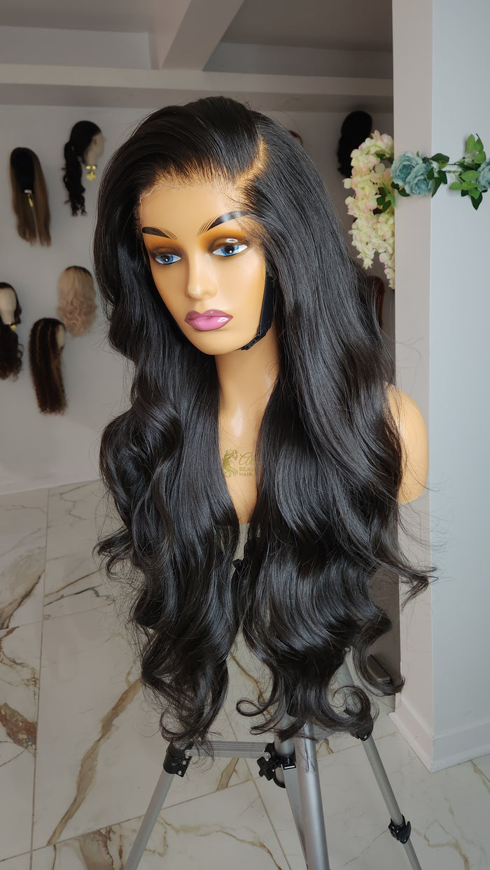 BOSTON 26" LUXURY HAIR 13×6 HD LACE 1B 400g