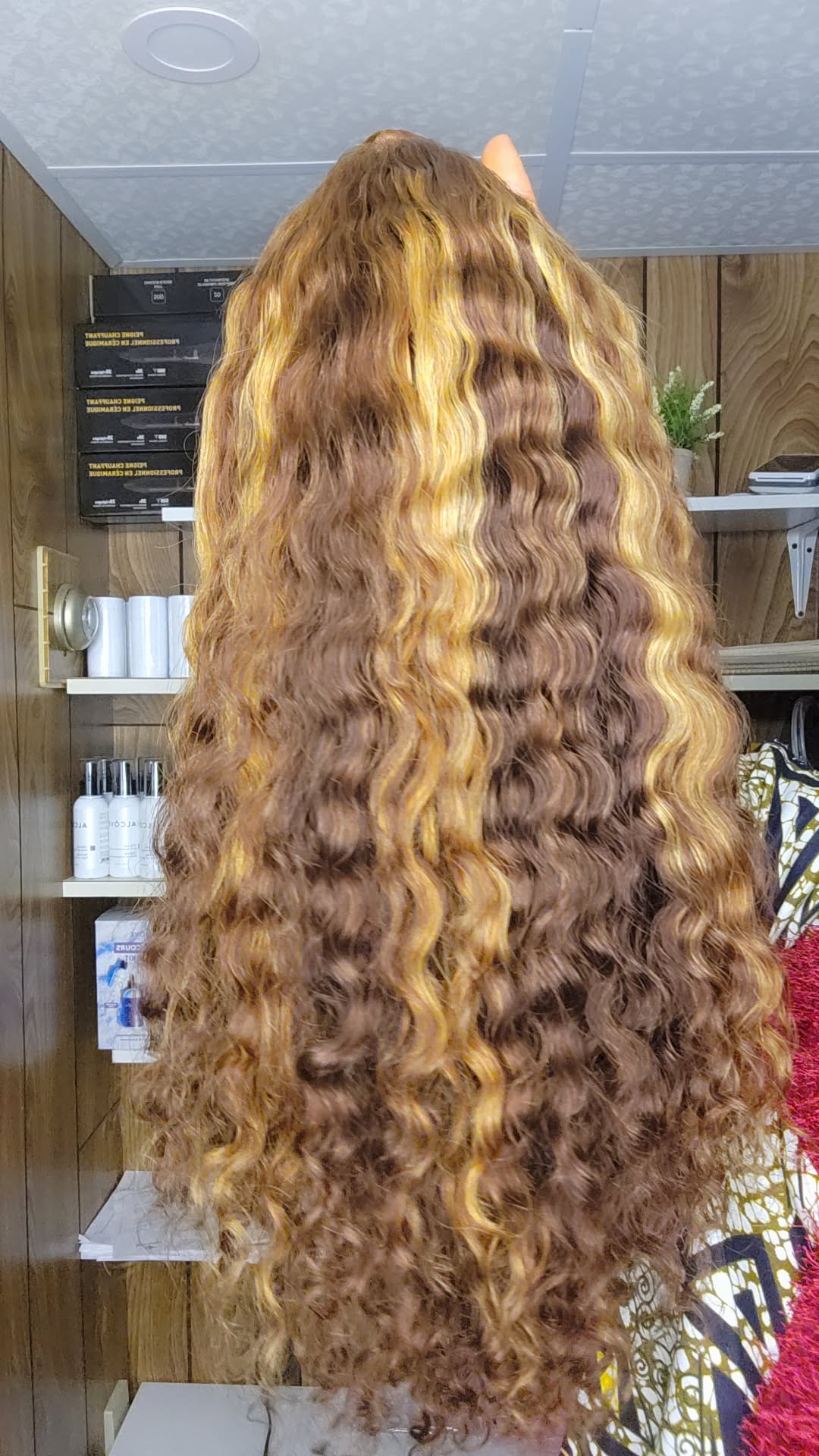 LINA CURLY 20" CLOSURE 5×5 HD