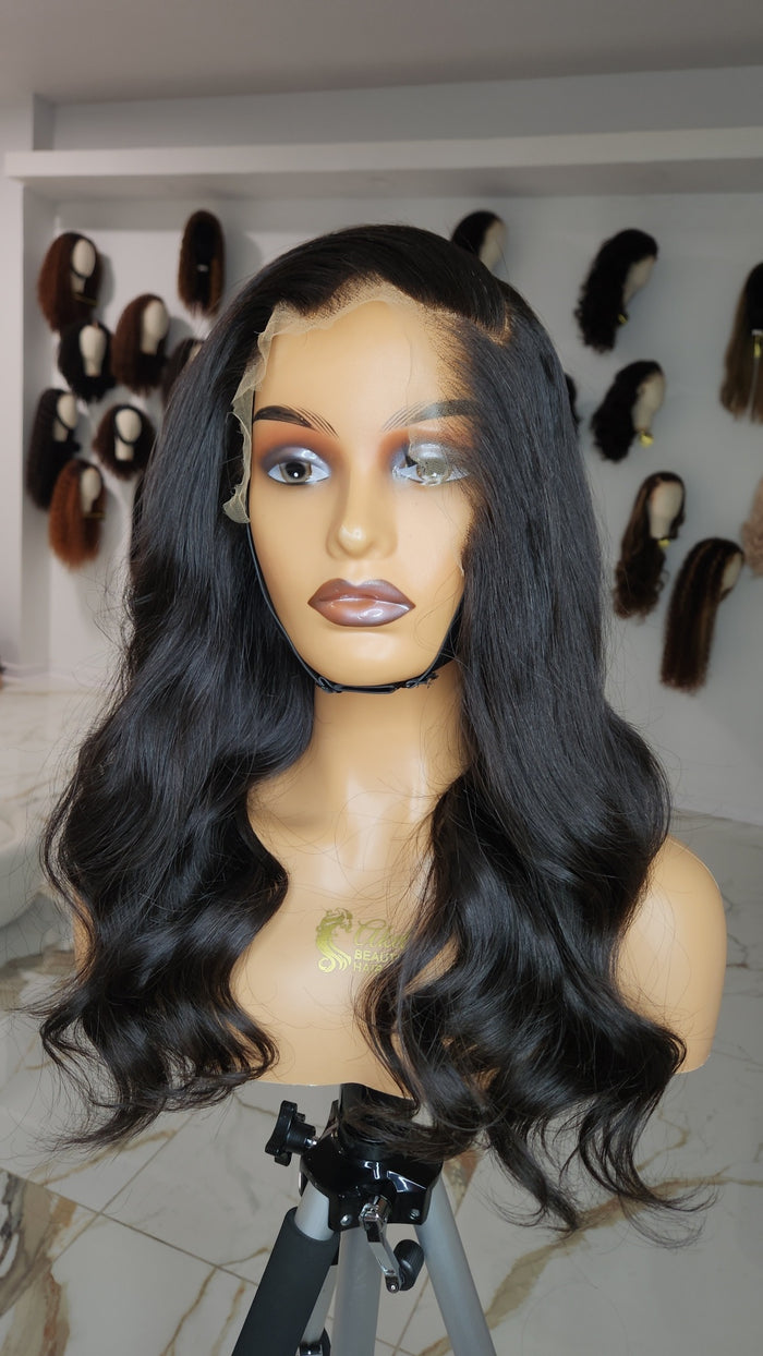 SHAMSI LUXURY 18" LACE HD 13×6 1B 350G RAW HAIR vietnamien