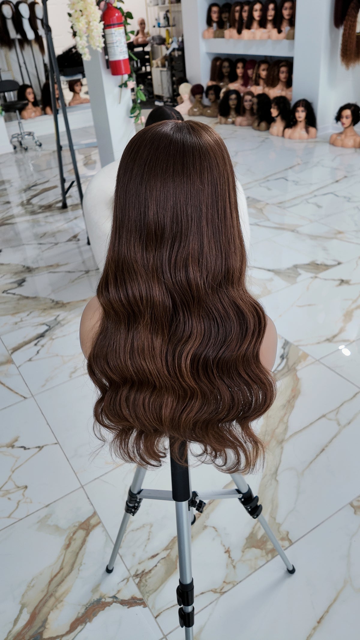 MALAIKA 24" LACE HD 13×6 brun (250G) GLUELESS