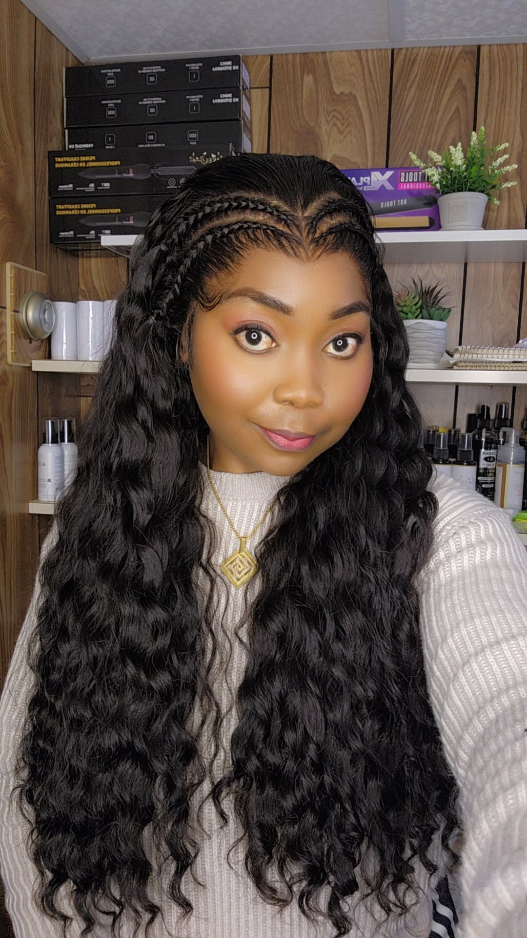 TRESSES À ONDULATIONS PROFONDES 28" DENTELLE 13×6 HD 1B