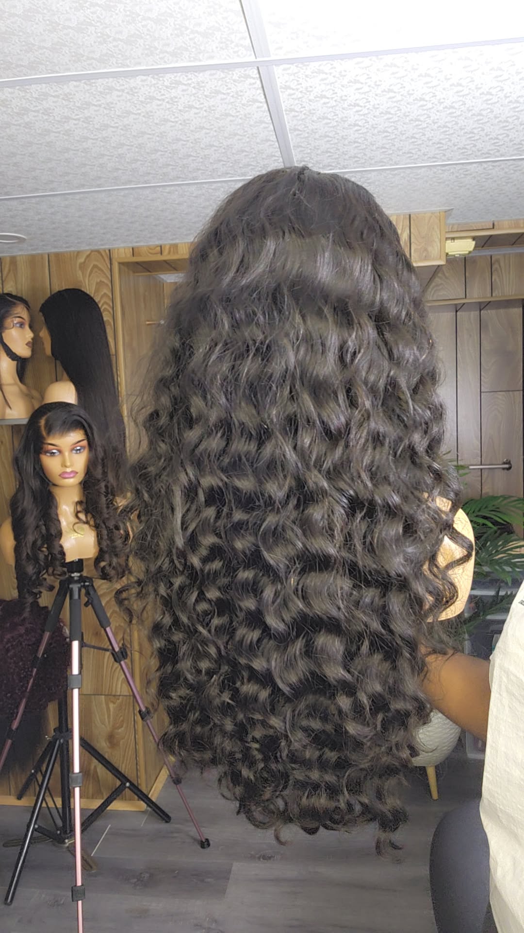 CECILIA 24" DENTELLE HD SANS COLLE