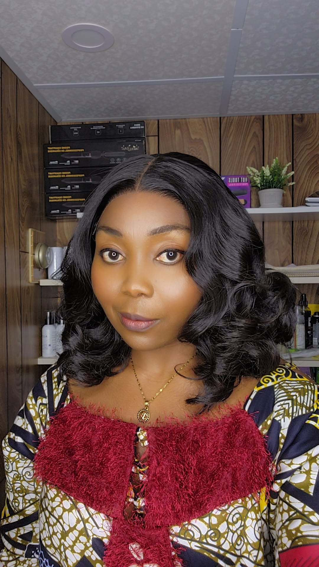 Bouncy wavy 14" CLOSURE 5×5 HD 1B