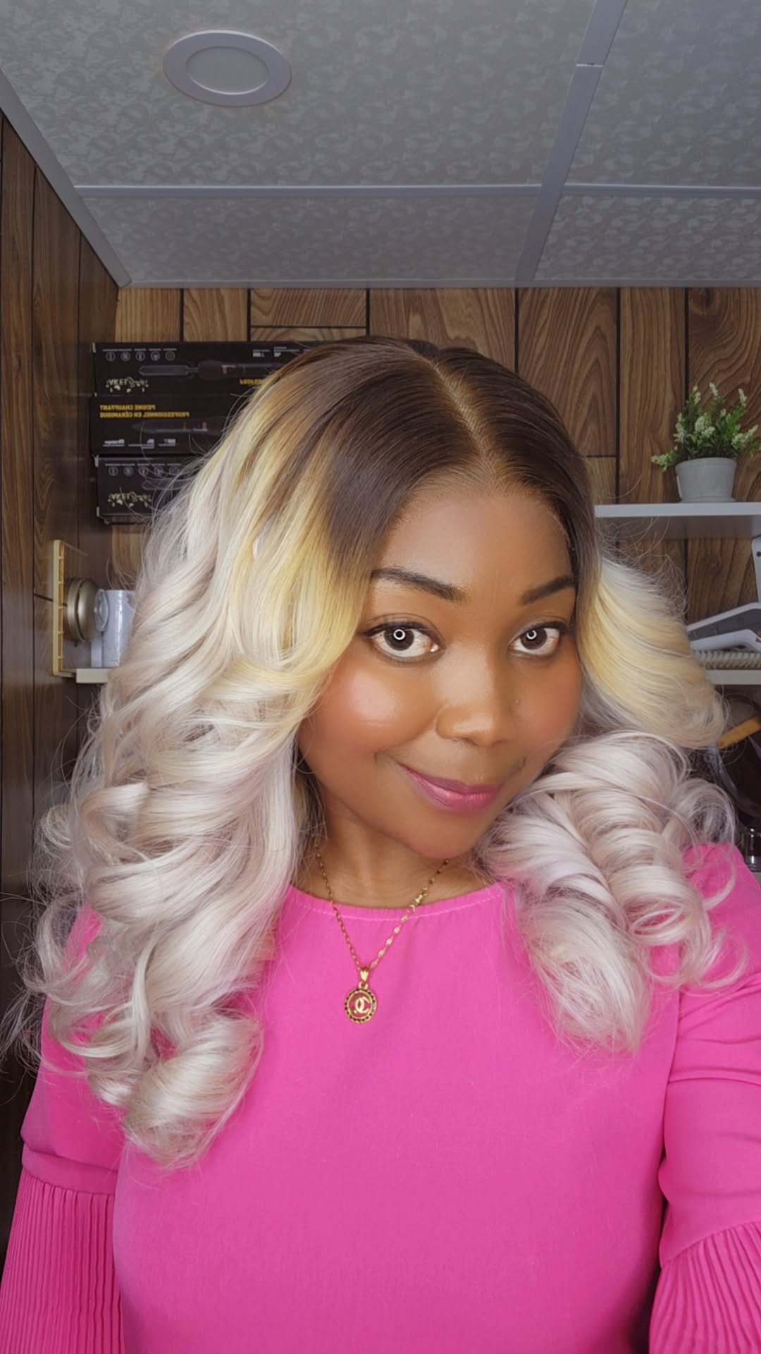 Cheveux blonds ondulés et rebondissants, fermeture 18 pouces, 5×5