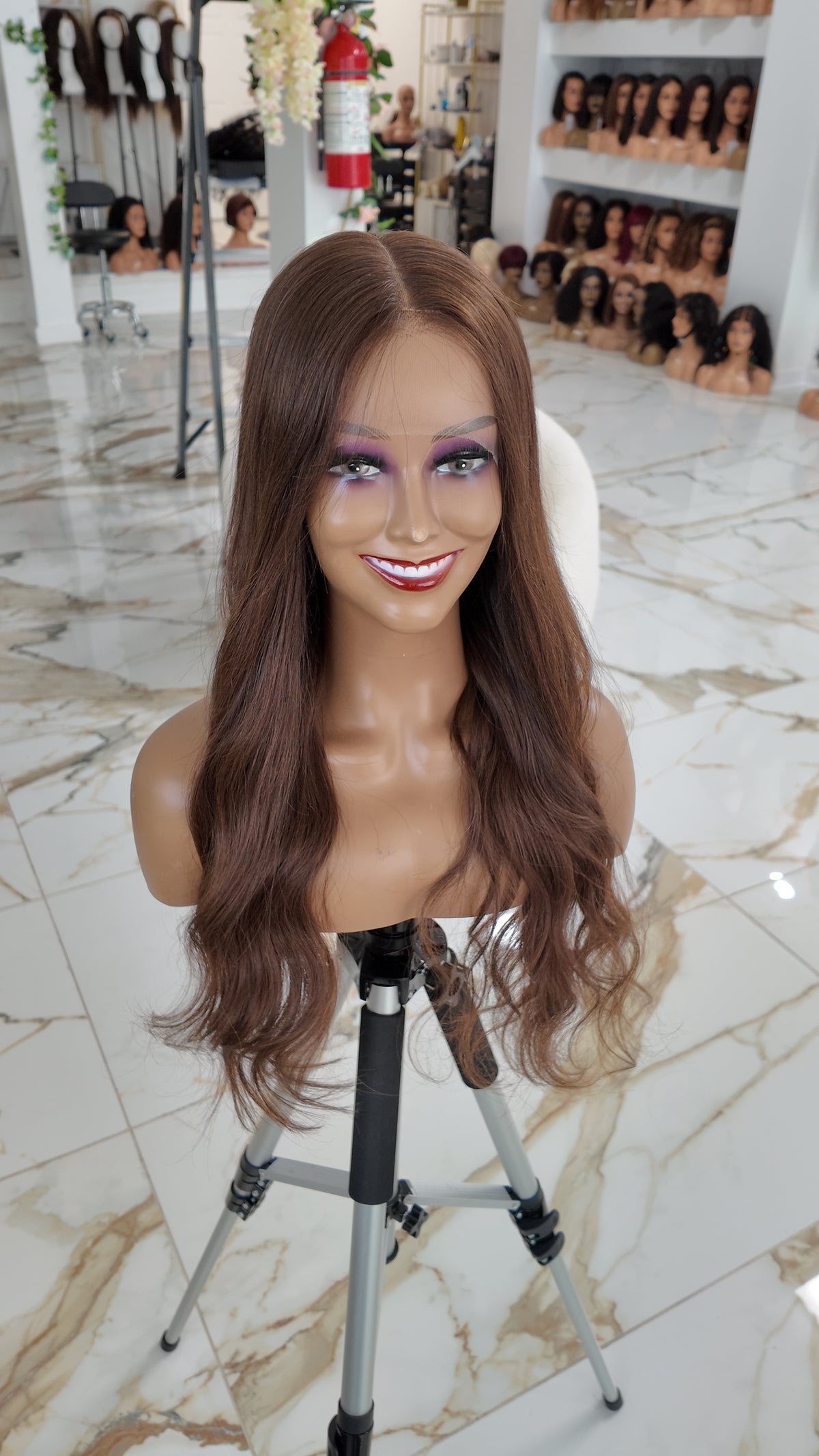 MALAIKA 24" LACE HD 13×6 brun (250G) GLUELESS