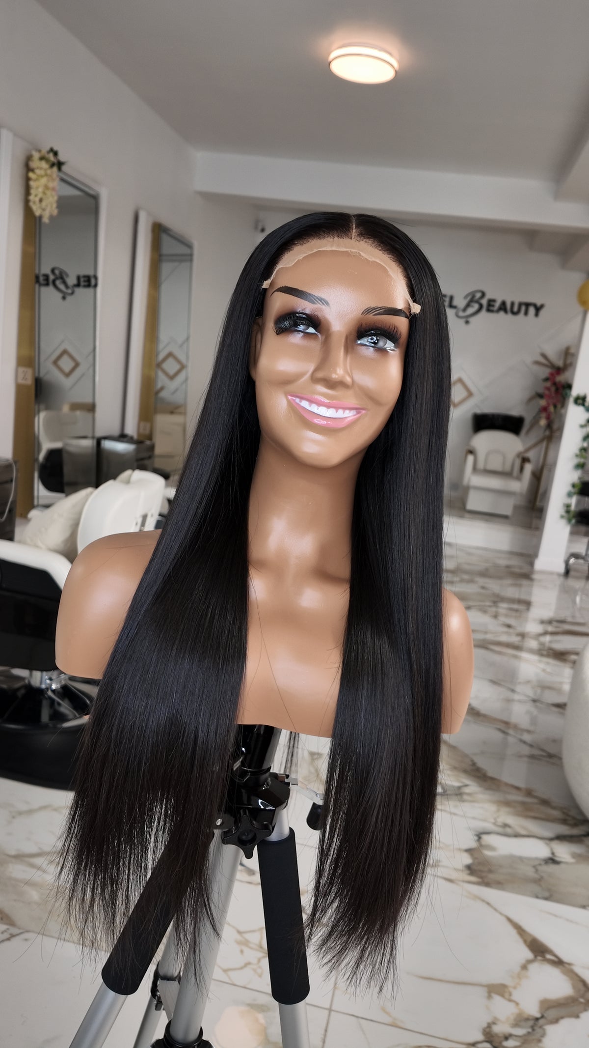 SUZZIE LUXURY 22" CLOSURE 6×6 HD 1b