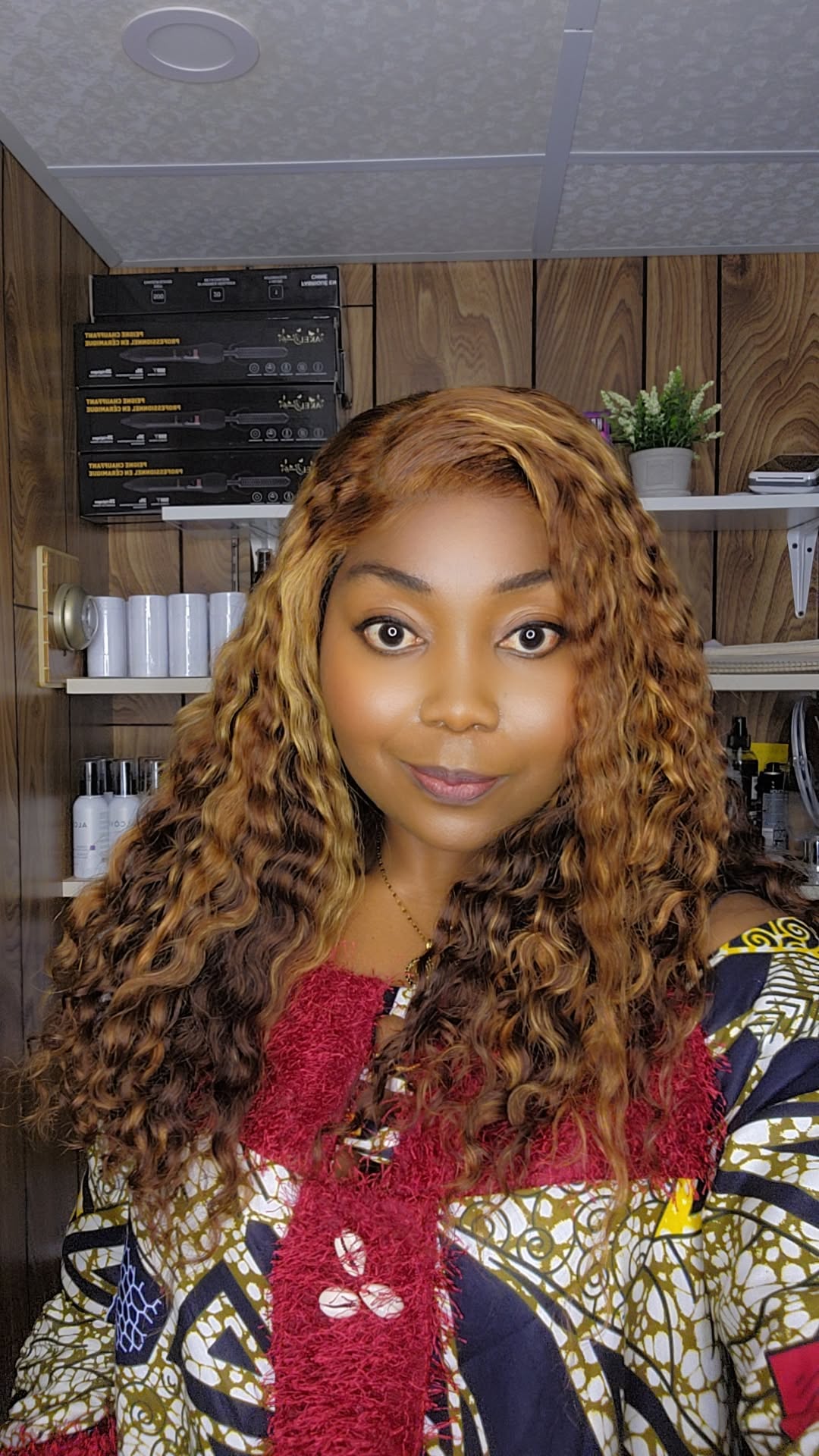 LINA CURLY 20" CLOSURE 5×5 HD