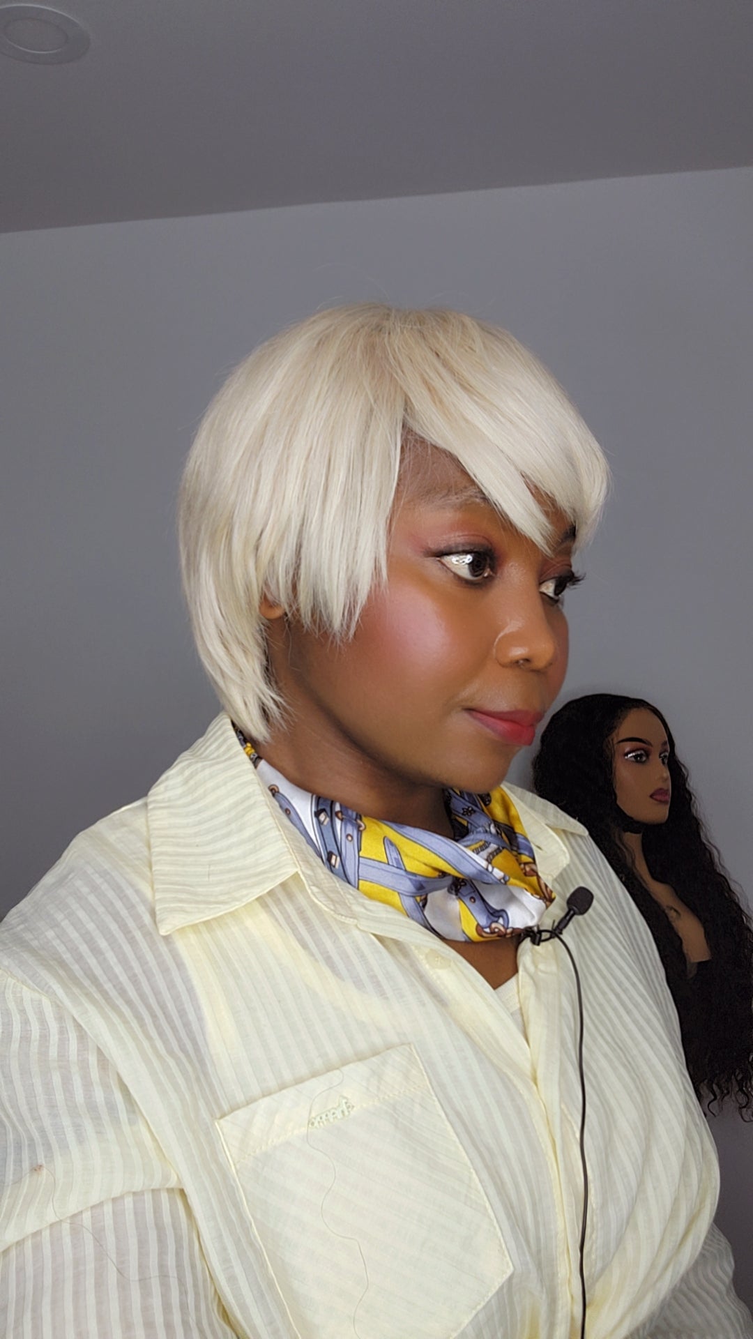 PIXIE CUT BLONDE