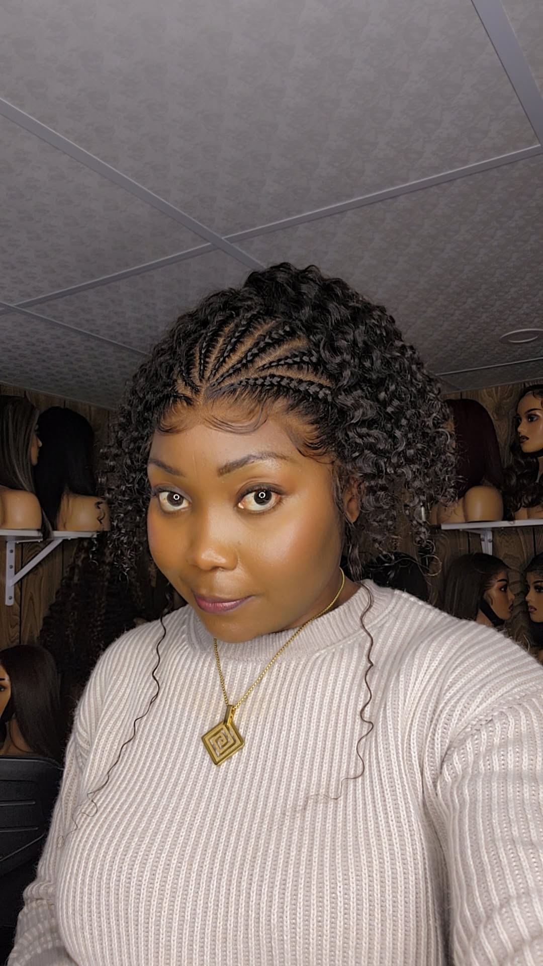 Tresses full lace 16pouces lace 360 curly